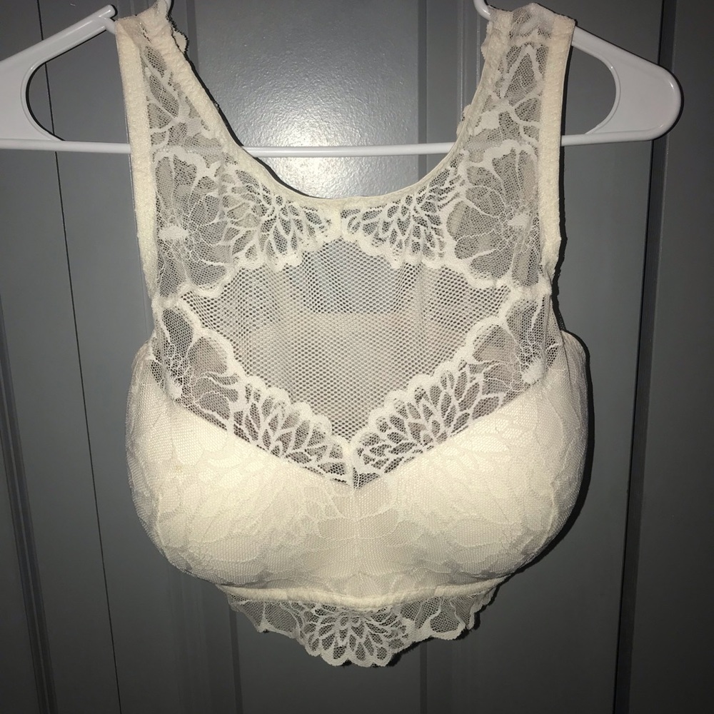 PINK Victoria Secret Cream Lace Underwire Bralette